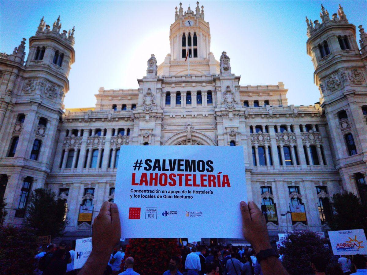 Protest ugostitelja u Madridu zbog koronavirusa