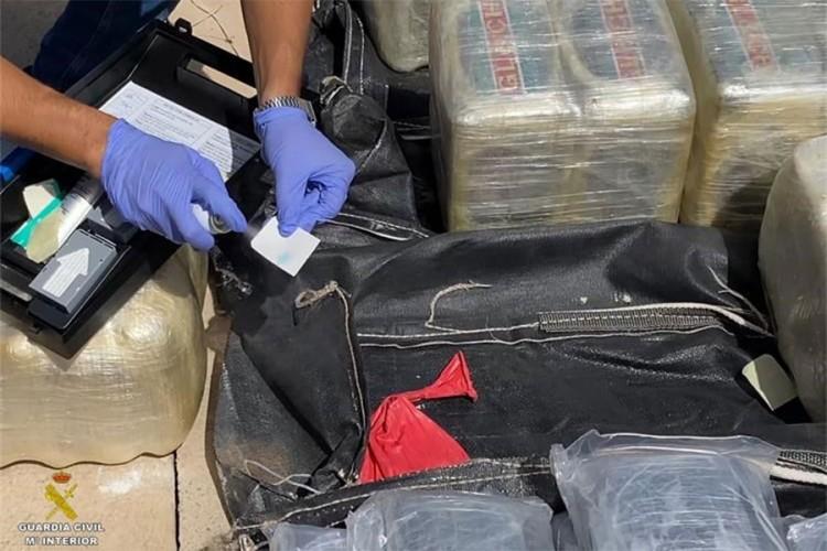 Pripadnici MUP-a RS učestvovali u zapljeni 980 kilograma kokaina