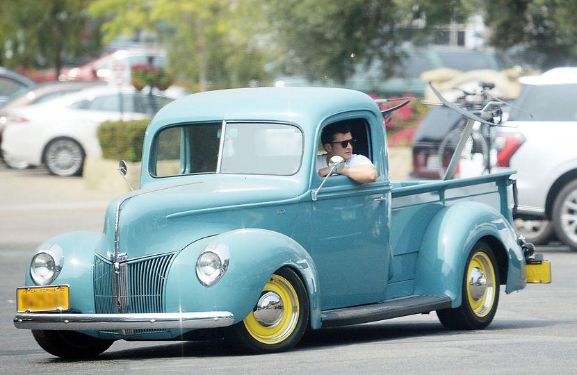 Orlando Blum se u starinskom "pick up" kamionu provozao ulicama Los Anđelesa