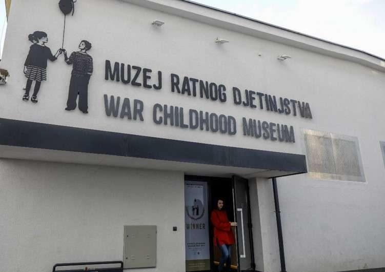Iz Muzeja ratnog djetinjstva poručili: Planirane plate od preko 5.000 KM su bruto, a ne neto