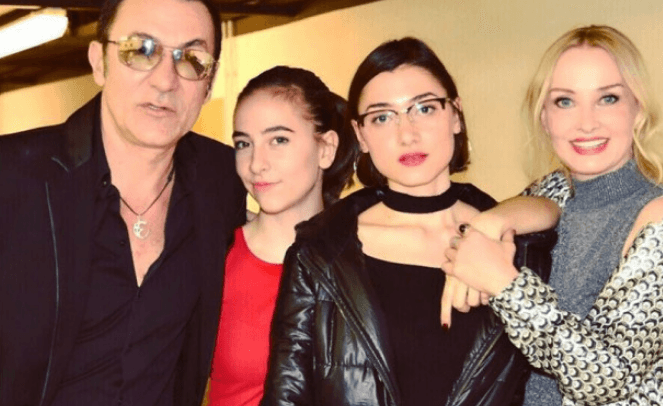 Đuro i Tanja s kćerkama - Avaz