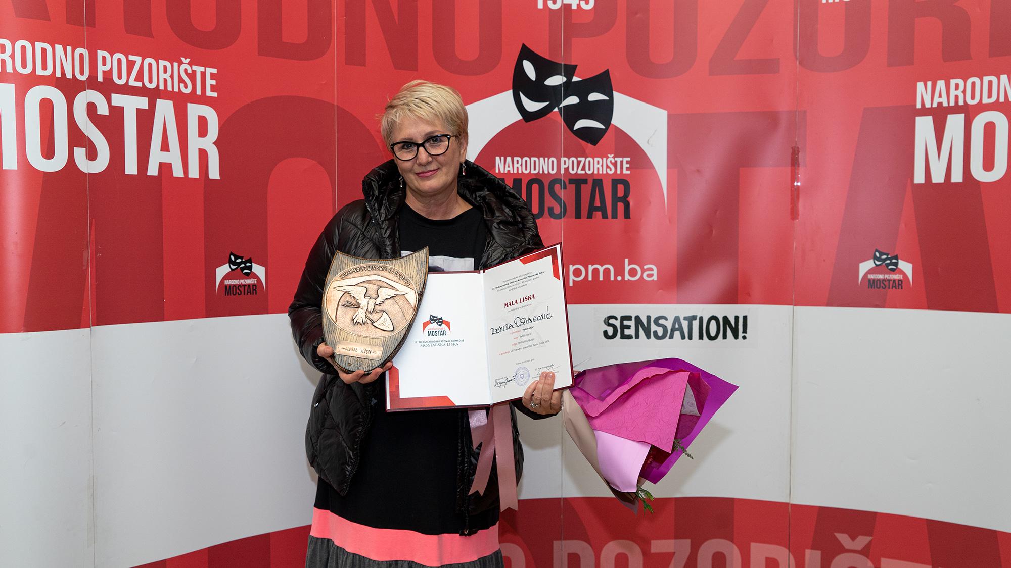 Glumici Remiri Osmanović Stručni žiri festivala dodijelio je „Malu lisku“ nagradu za najboljeg glumca/glumicu večeri - Avaz