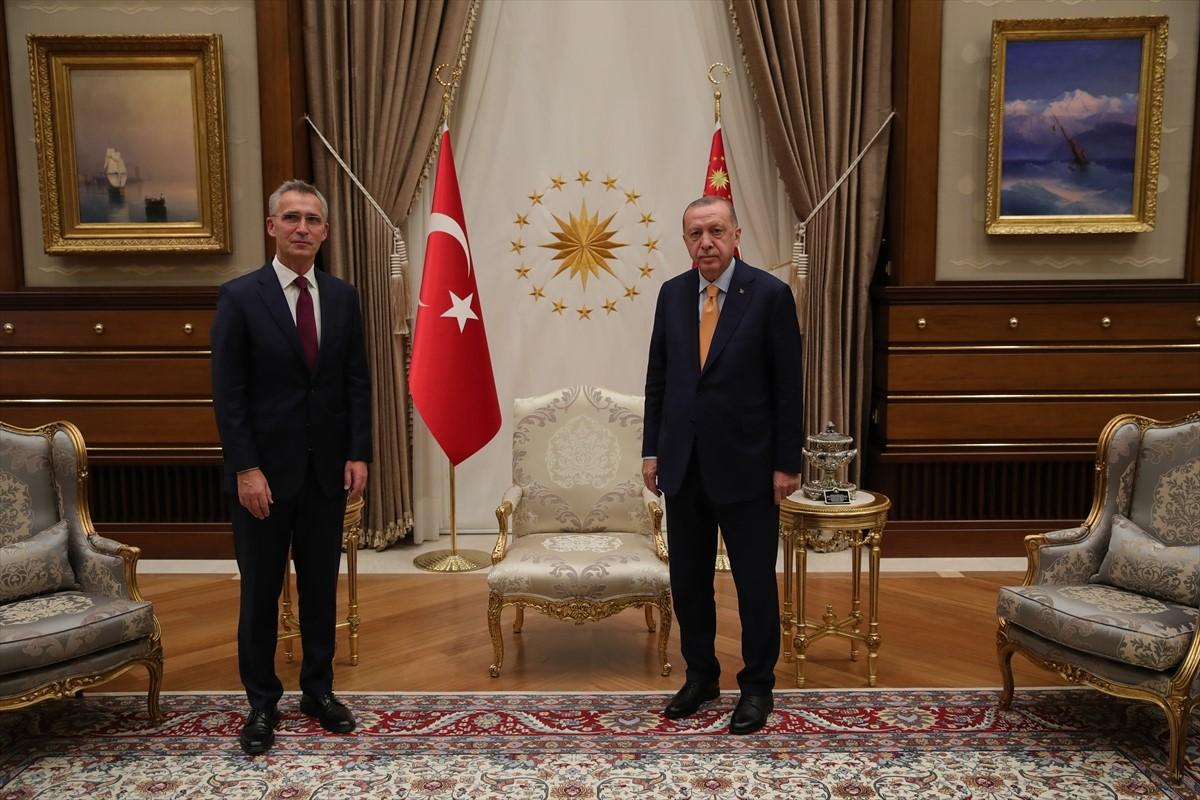 Erdoan se u Ankari sastao s generalnim sekretarom NATO-a Stoltenbergom