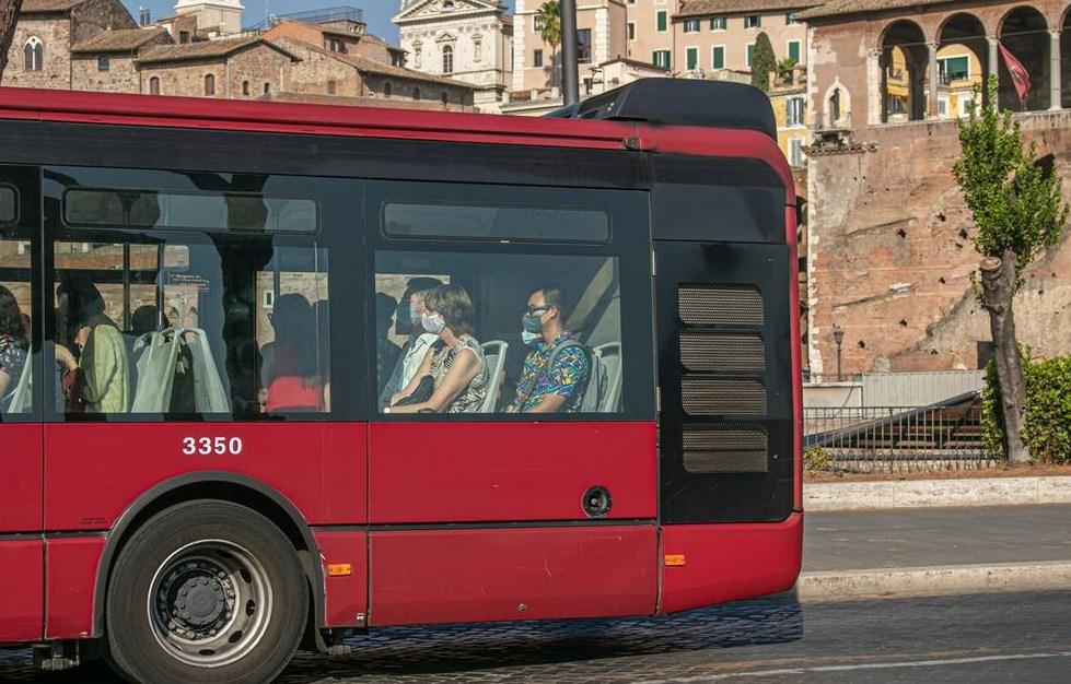 Kako je jedan autobus u Italiji postao novi klaster