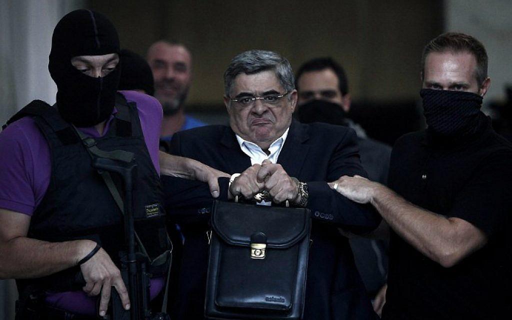 Osuđen šef grčke ekstremno desne Zlatne zore, pred sudom se okupilo 15.000 ljudi