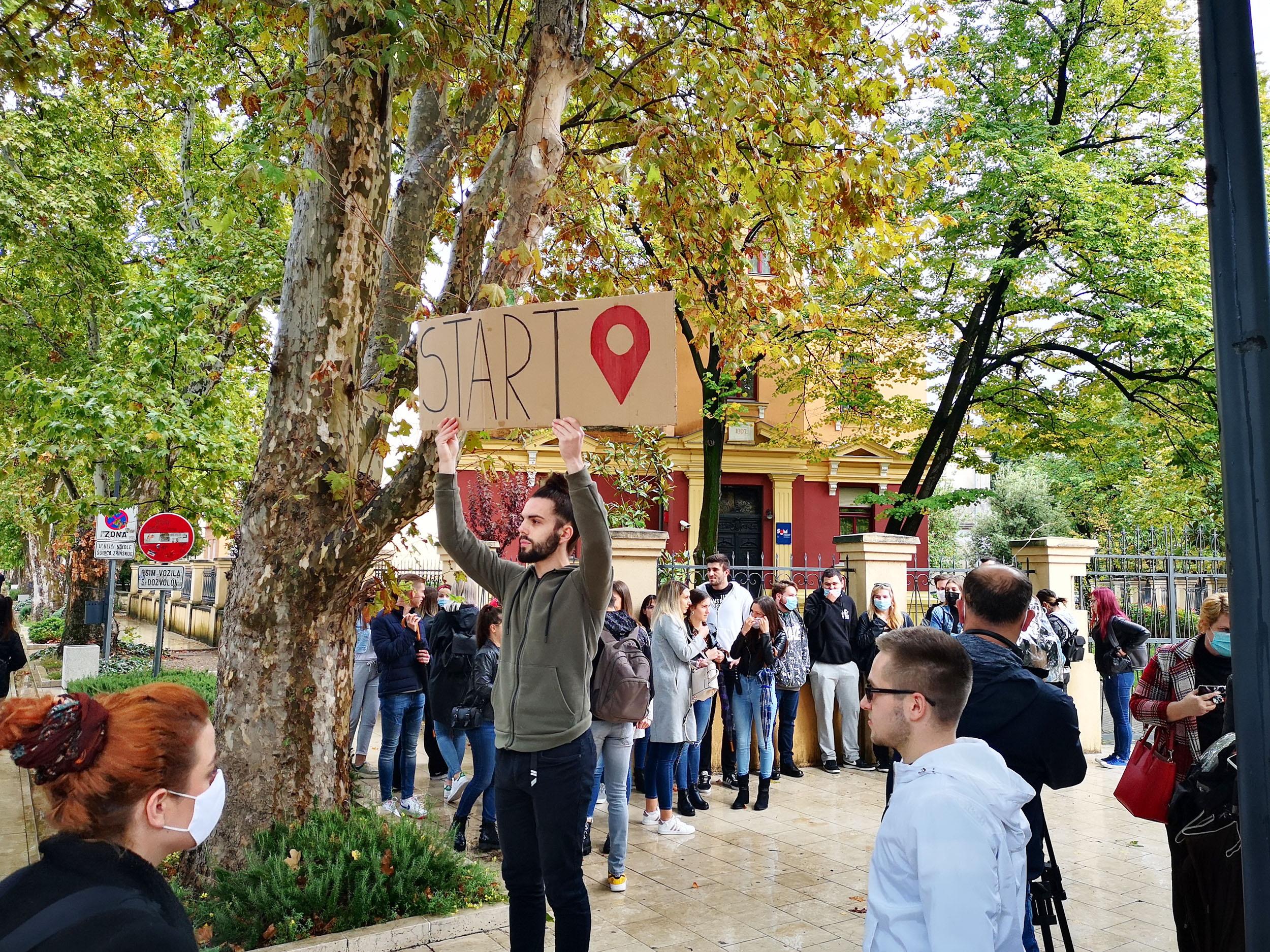 Protestnom šetnjom iskazali negodovanje - Avaz
