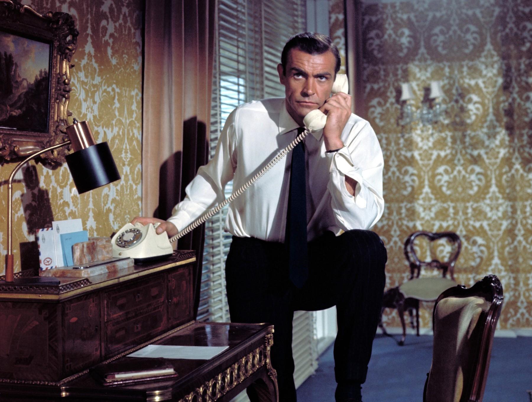 Činjenice koje niste znali o agentu 007: Nije bio prvi Džejms Bond, nosio je tupe, volio je piti martini...