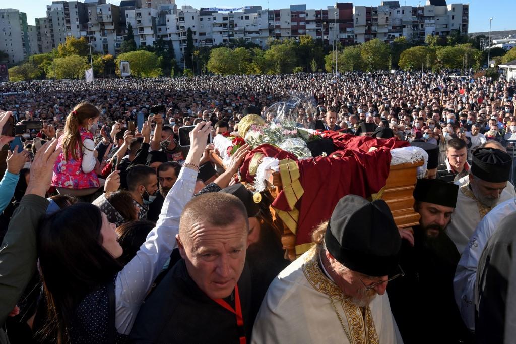 Veliki broj ljudi na liturgiji i sahrani - Avaz