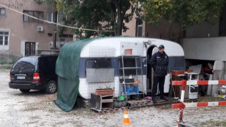 Obavljen uviđaj ispred kamp-prikolice - Avaz