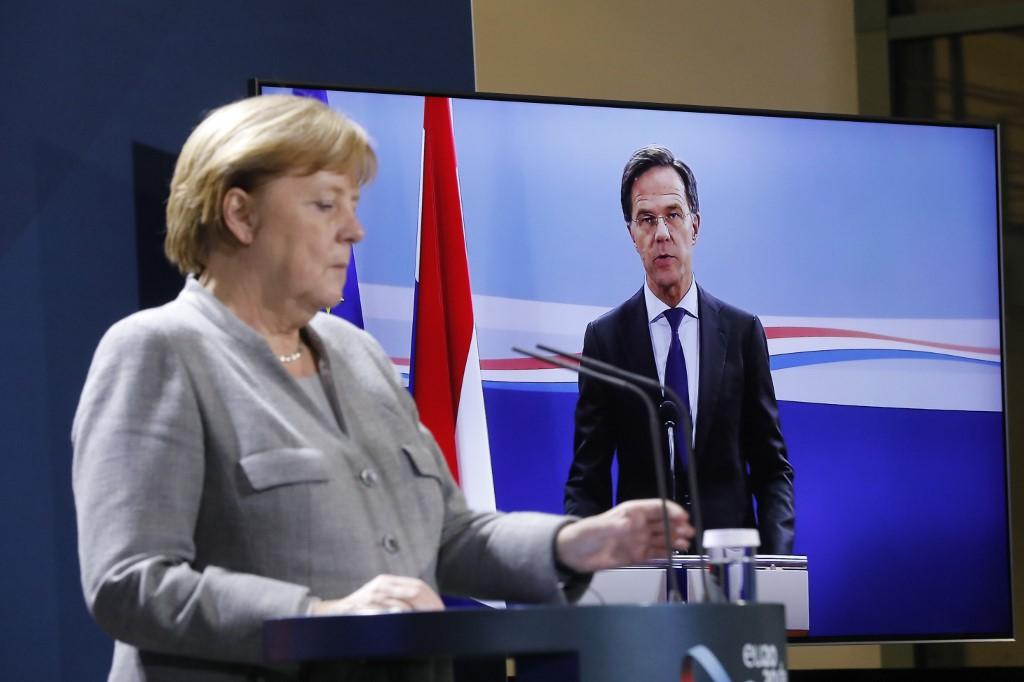 Merkel se sastala s drugim liderima - Avaz