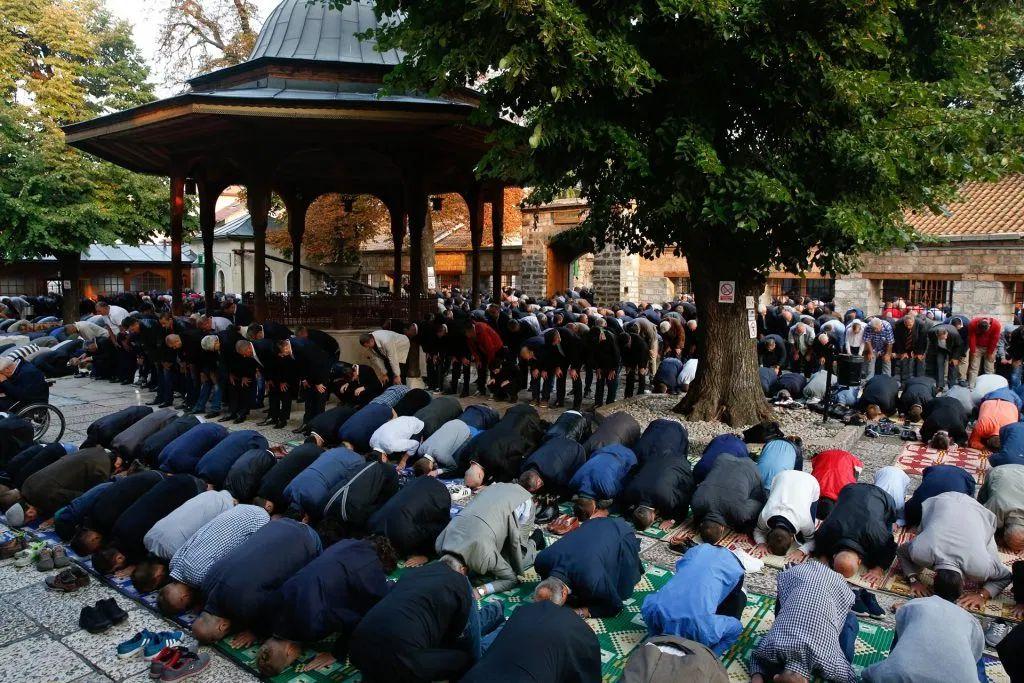 Na Balkanu se prakticira tolerantni sunitski islam - Avaz