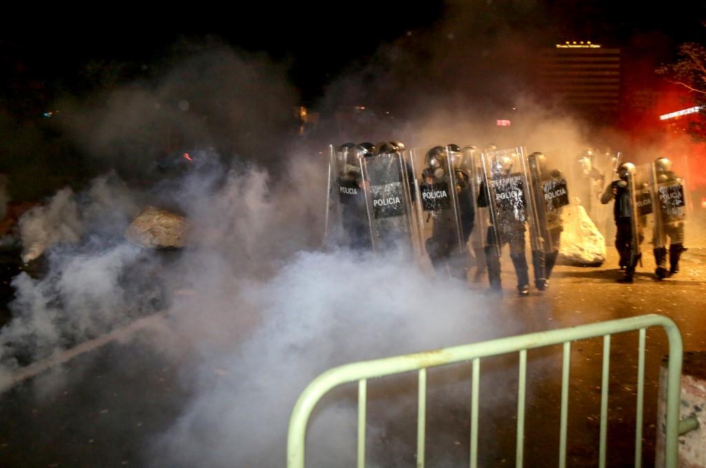 Novi sukob policije i demonstranta u Tirani zbog ubistva mladića