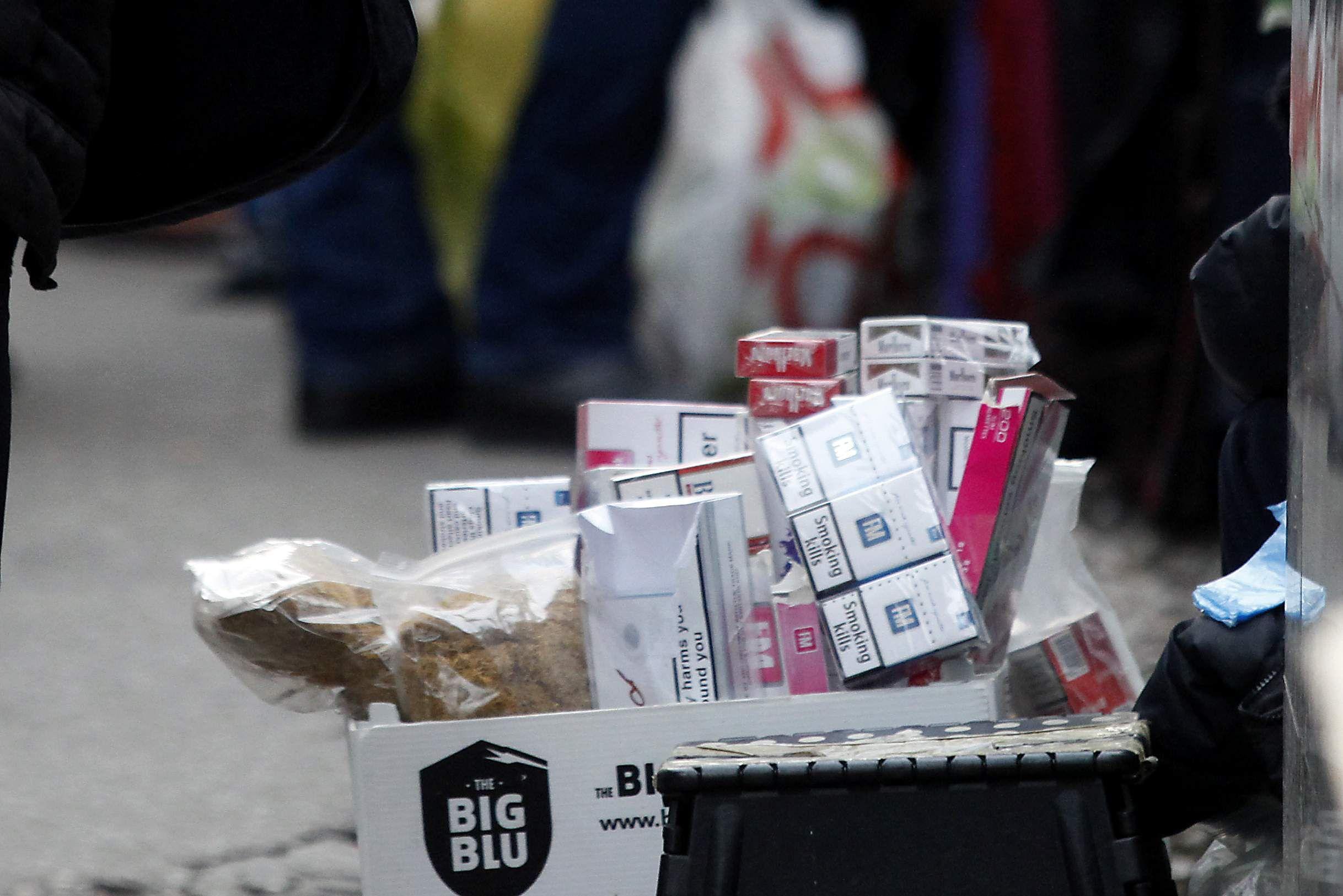Greek police crack top tobacco smuggling network