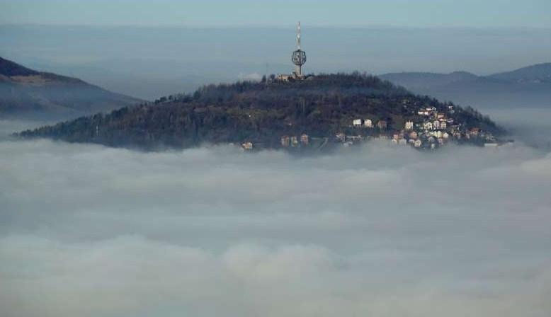 Sarajevo prekriveno smogom i maglom - Avaz