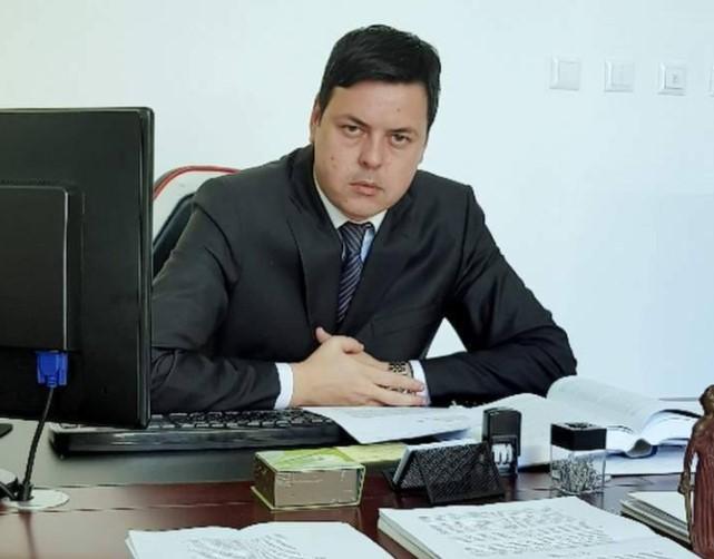 Tuzlanski advokat Bakir Hećimović: Određen pritvor u odsustvu - Avaz