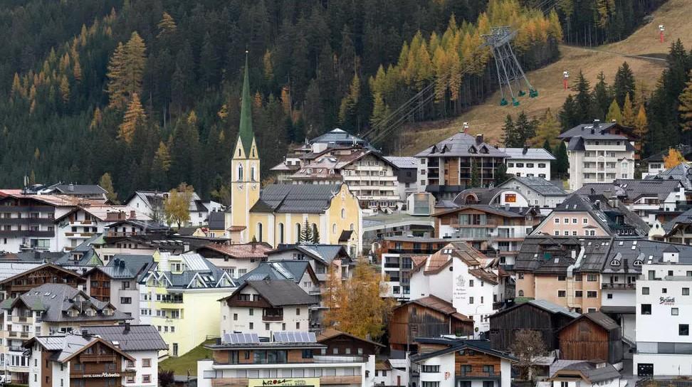Like most other ski resorts in Austria, Ischgl draws tens of thousands of people each year - Avaz