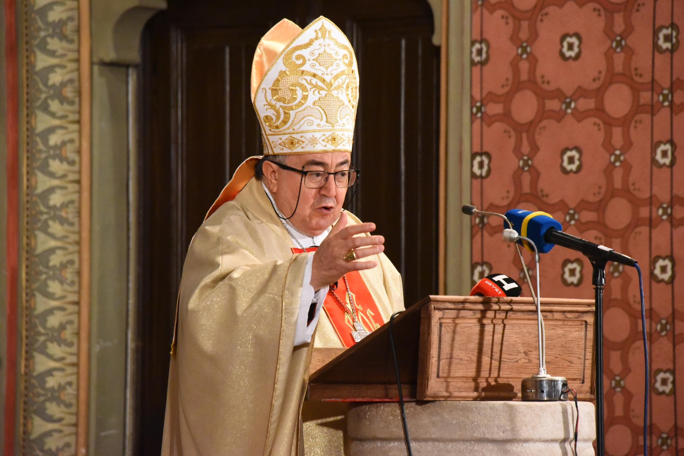 Kardinal Puljić:  Božić je divna prilika da se preispitamo - Avaz