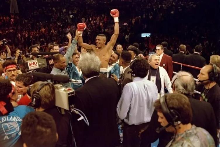 Preminuo bivši svjetski prvak u boksu