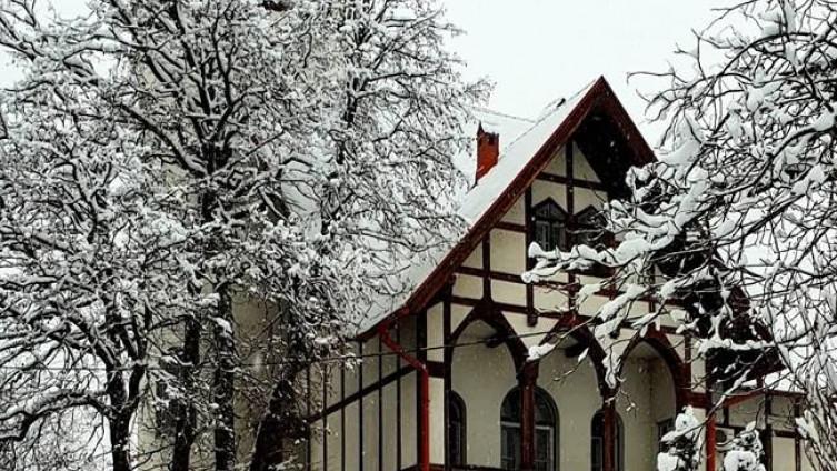 "Krivajina vila" u Zavidovićima - Avaz