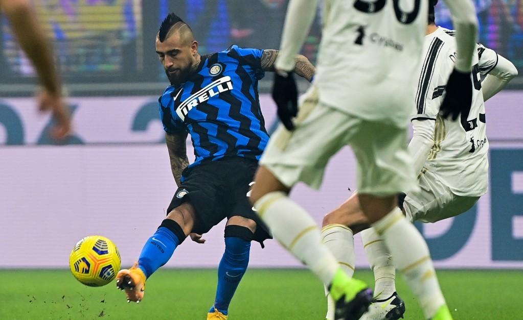 Inter slavio u derbiju Italije: Vidal ljubio grb Juventusa pa mu presudio golom