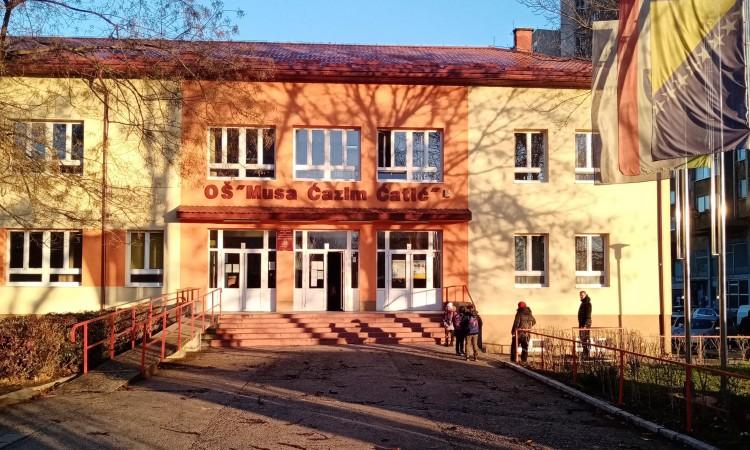 Ministarstvo će tokom sedmice pratiti situaciju u školama - Avaz
