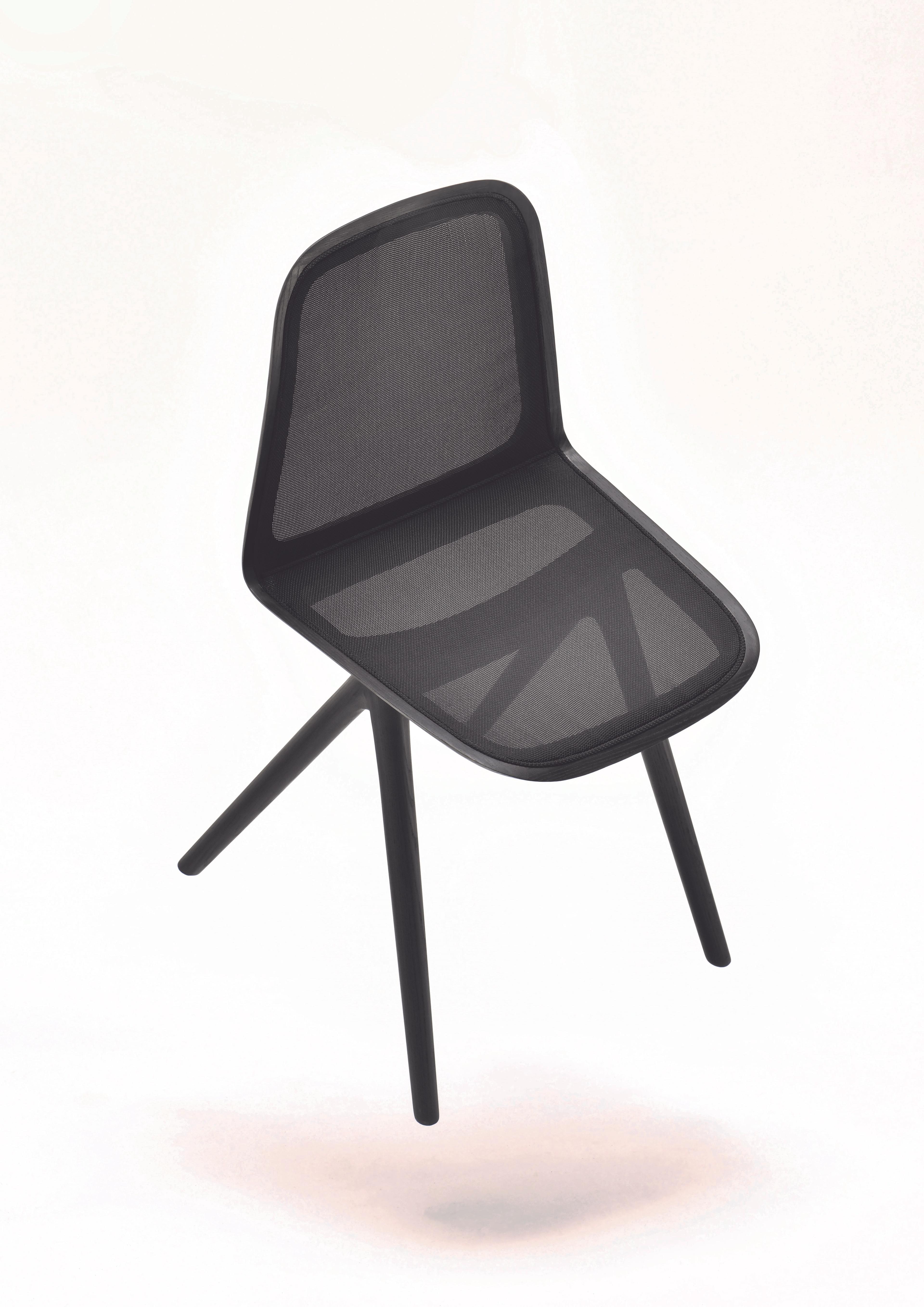 Nagrađena stolica - Avaz
