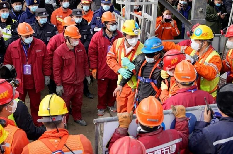 Nine trapped Chinese miners confirmed dead, one still missing