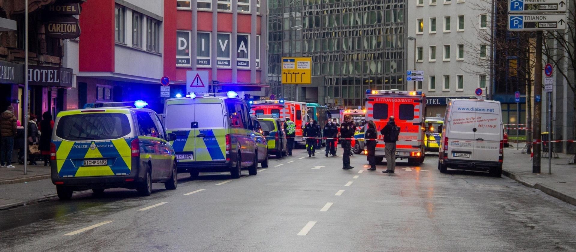 Napad u Frankfurtu: Muškarac nožem ubadao ljude