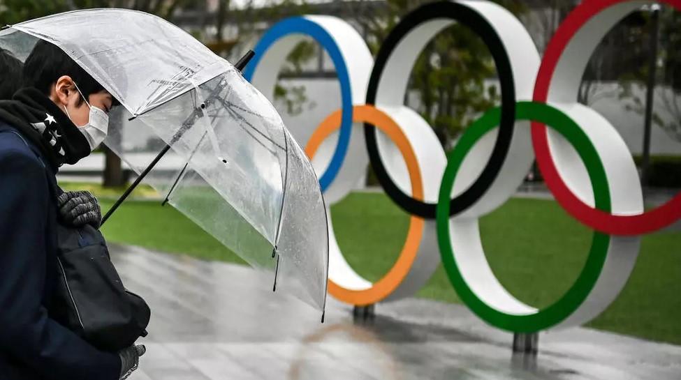 Suga's strident tone echoed that of Tokyo Olympics organisers and the IOC, who insist the Games will go ahead this summer - Avaz