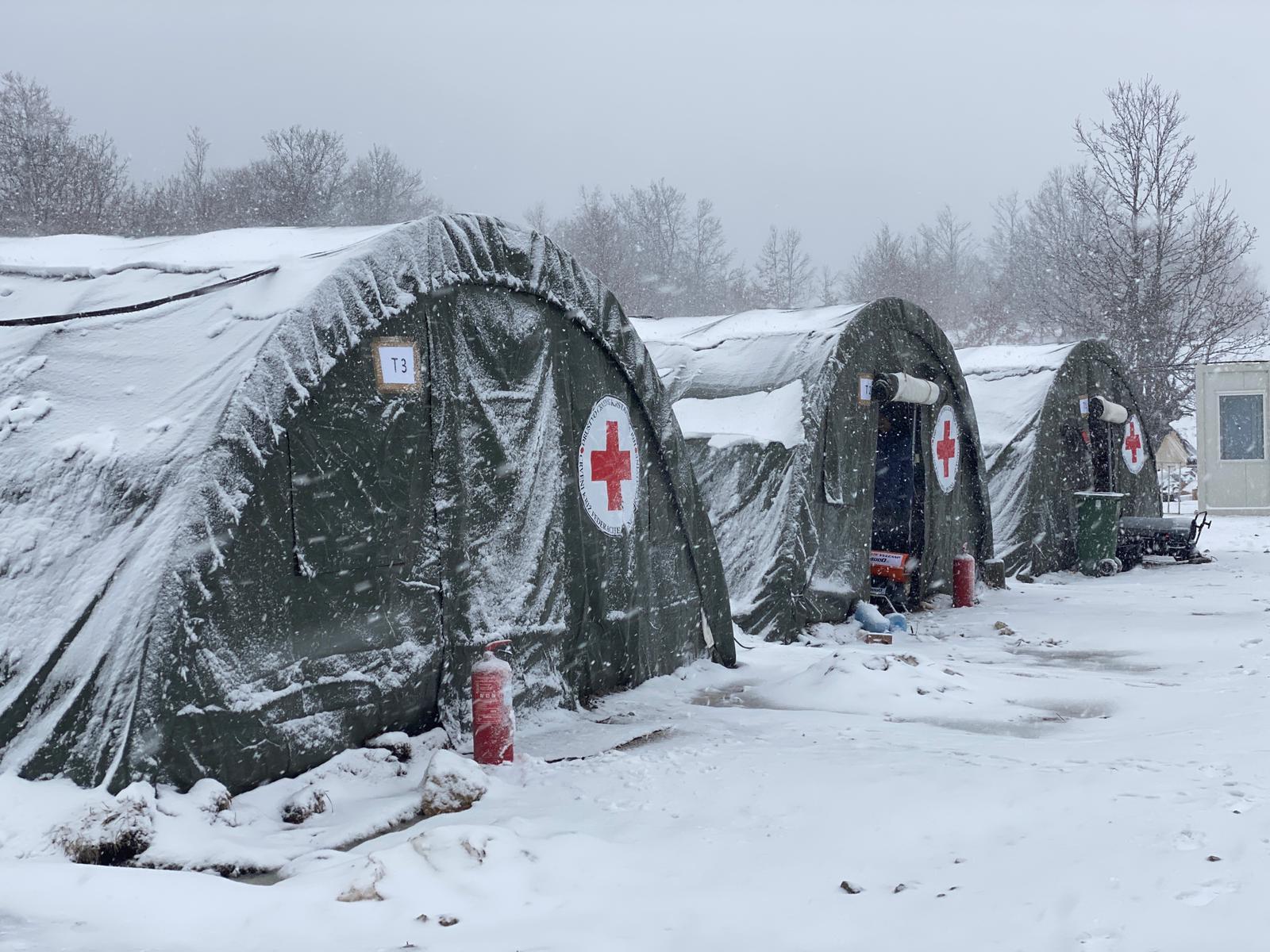 Military tents in the "Lipa" camp - Avaz