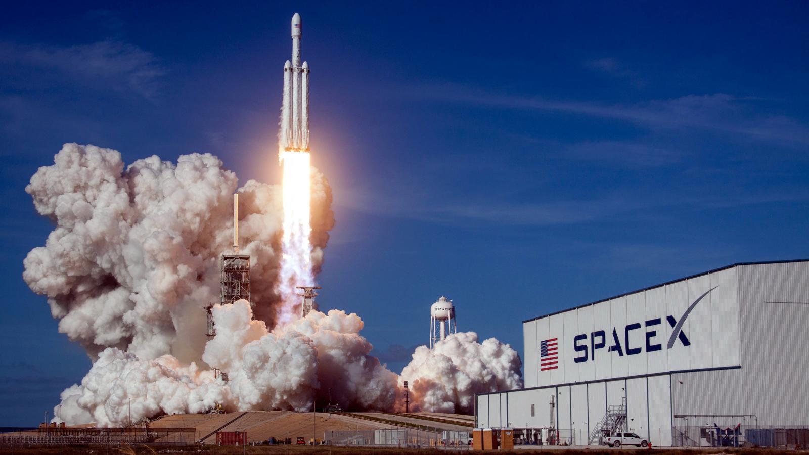 Raketa SpaceX eksplodirala je tokom probnog leta - Avaz