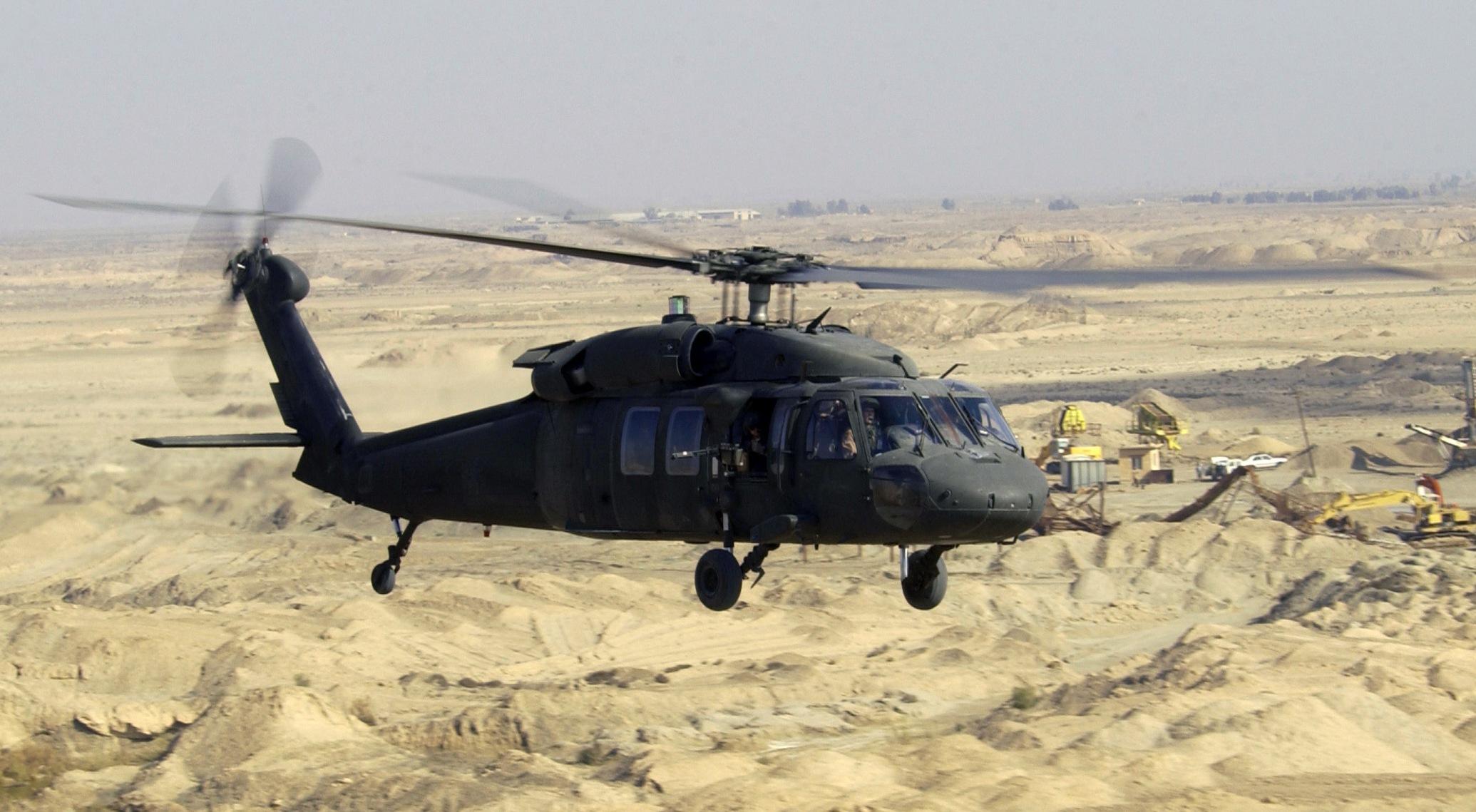 Tri vojna pilota poginula u padu helikoptera
