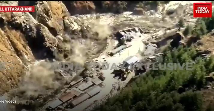 Glečer s Himalaja udario u branu: Strahuje se da je između 100 i 150 mrtvih