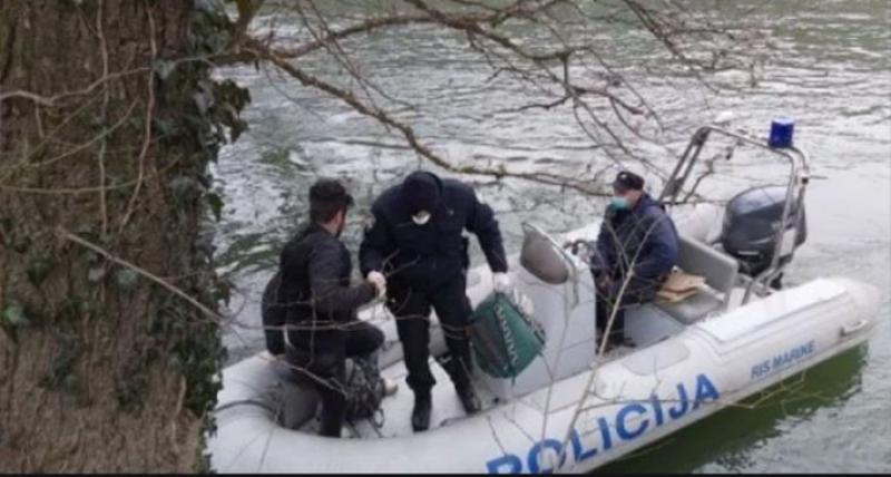Granični policajci otkrili švercere - Avaz