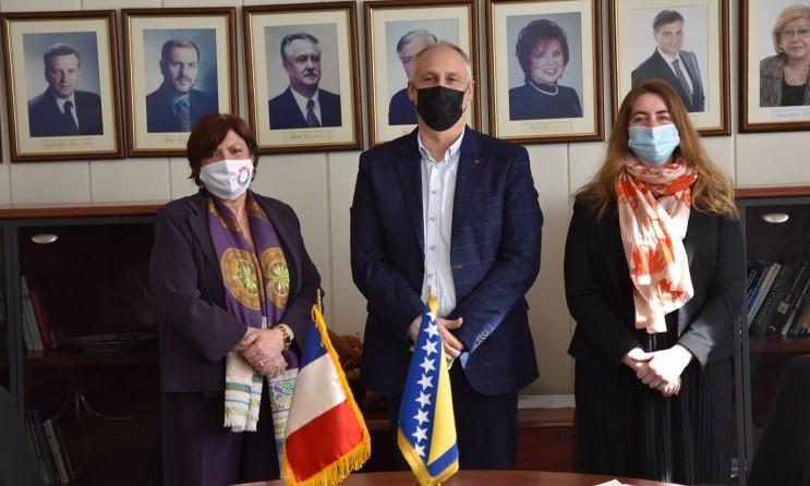 Minister Vranić also talked with Ambassador Toudic about possible cooperation that would include the organization of professional training for health workers from the Sarajevo Canton in medical institutions of the Republic of France - Avaz