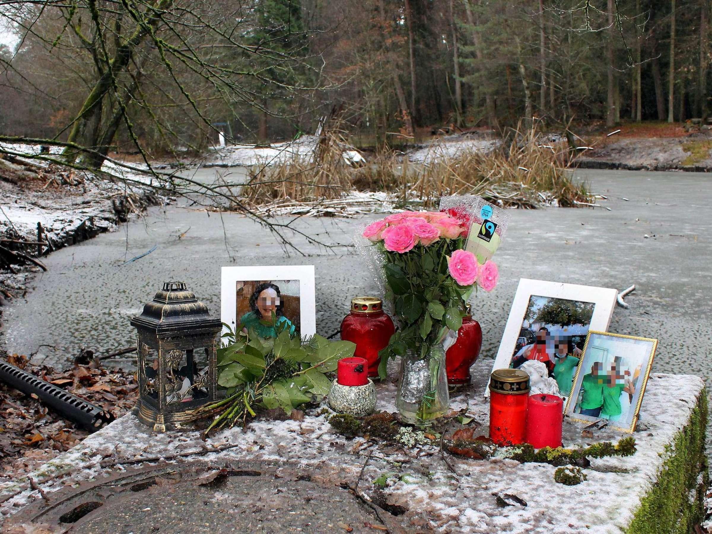 Rodbina i prijatelji ostavili cvijeće na mjestu gdje je tijelo nađeno - Avaz