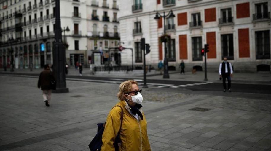 Madrid relaxes curfew despite high infection rate
