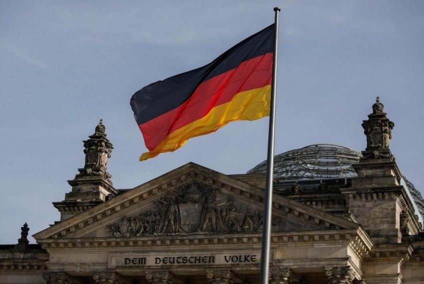 German man charged for spying at parliament for Russians