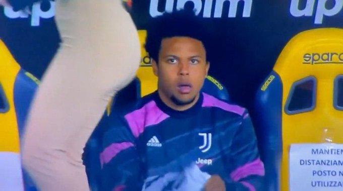 Koga zanima utakmica, igrač Juventusa se zaledio kada je ugledao Diletu