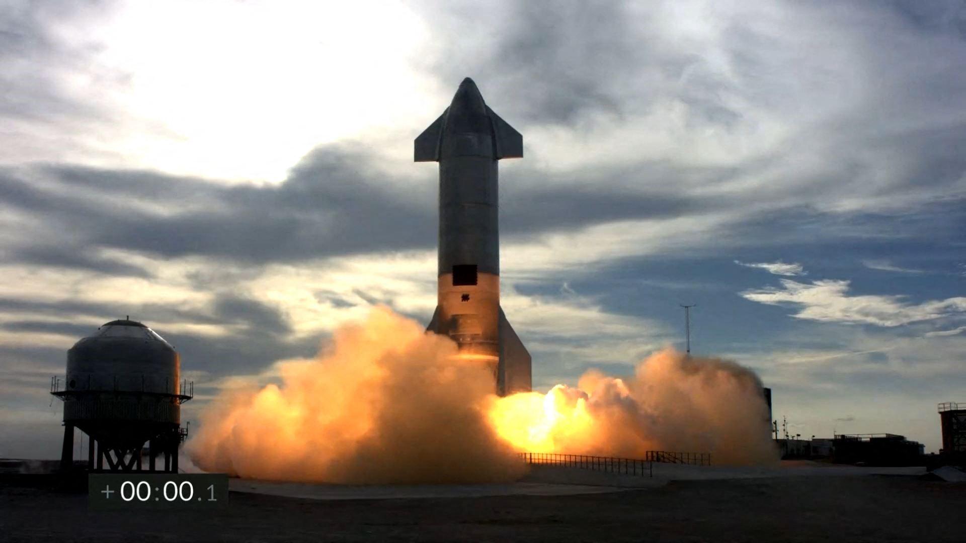 Raketa kompanije "SpaceX" se spustila pa eksplodirala