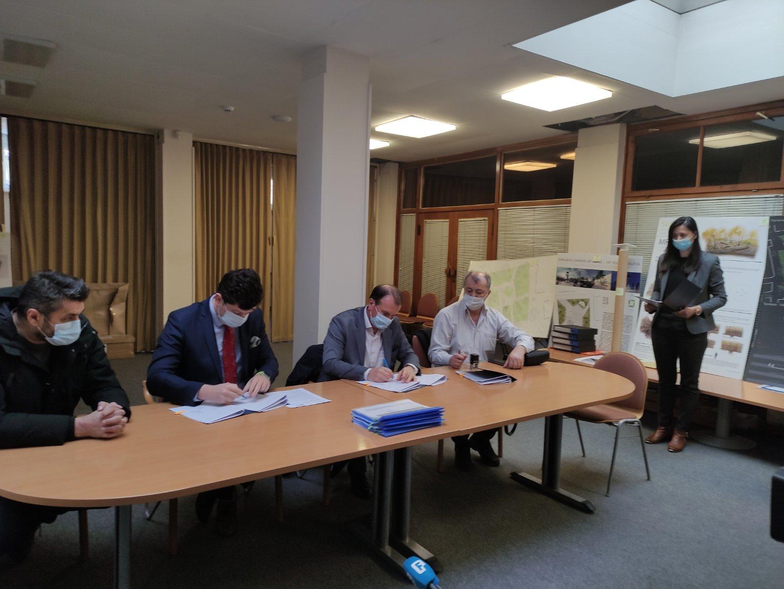Potpisan ugovor za sanaciju krova upravne zgrade Memorijalnog centra u Srebrenici