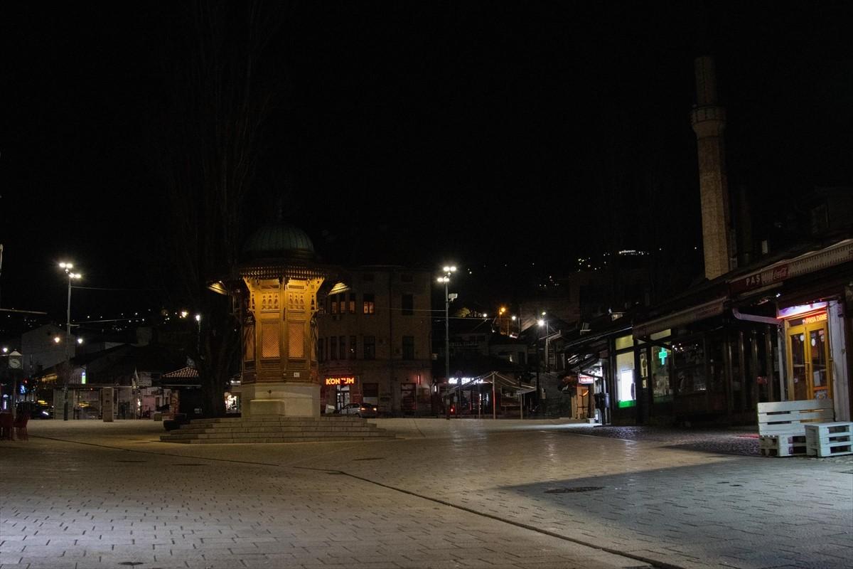 Na sarajevskim ulicama i trgovima večeras nema pješaka - Avaz