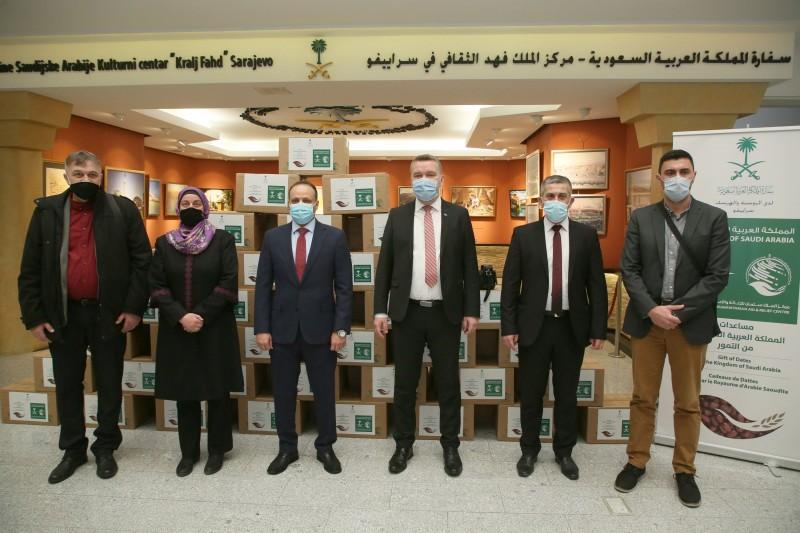 Ambasada Kraljevine Saudijske Arabije u BiH donirala 50 tona hurmi