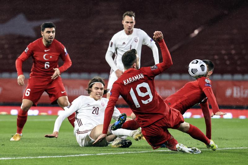 Turci prokockali dva gola prednosti protiv Latvije