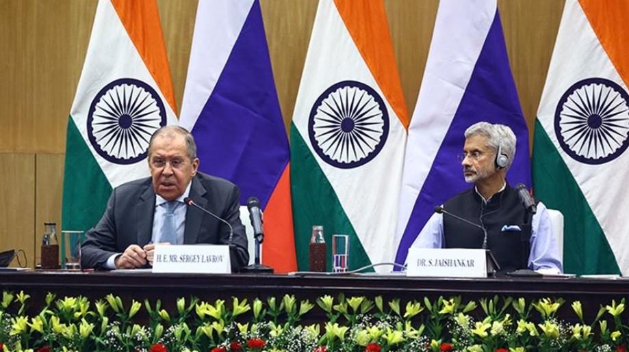 India, Russia discuss defense, geopolitics