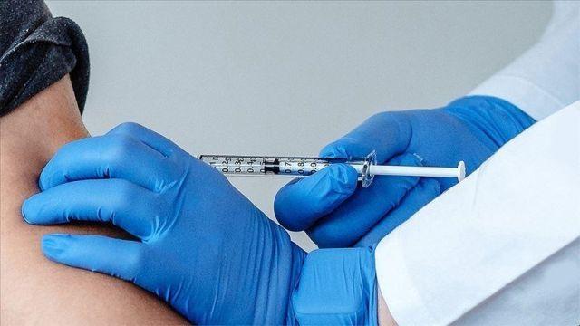 Ovih šest simptoma ukazuju na pojavu krvnih ugrušaka nakon vakcinacije
