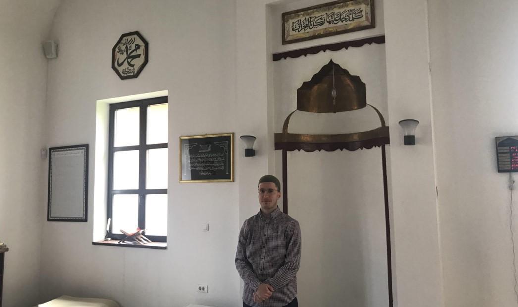 Hafiz Mimić u džamiji Saračica - Avaz