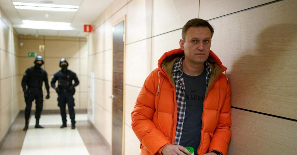 Potresni apel: Navaljni umire u zatvoru