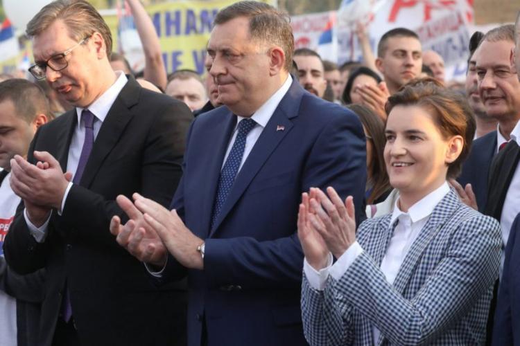 Aleksandar Vučić, Milorad Dodik i Ana Brnabić - Avaz
