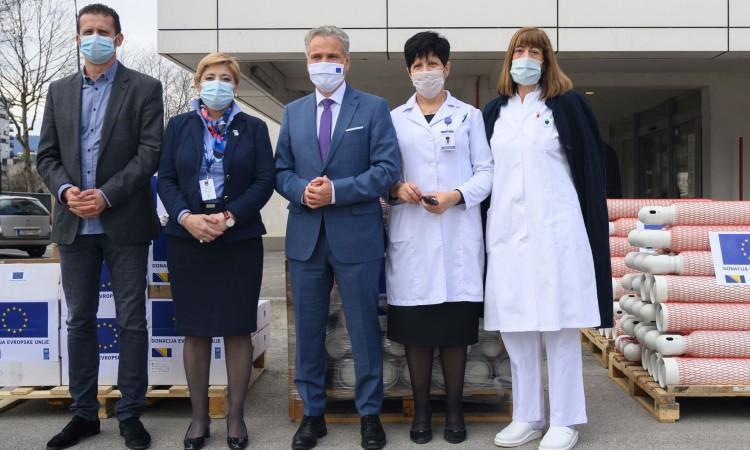European Union donates 200 oxygen bottles to health centers